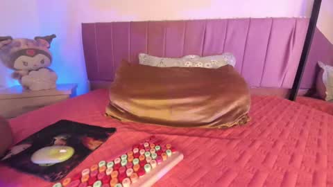 kitty_kryss online show from 10/17/25, 02:08