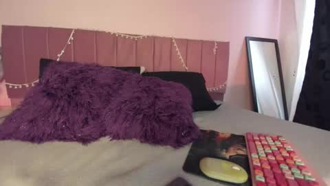 kitty_kryss online show from 03/10/26, 04:23