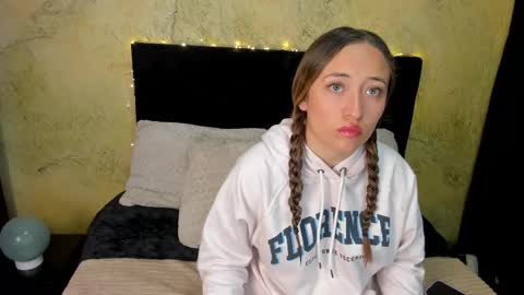 Snapshot of kitty_milk_nm chatting on 02/23/26, 12:02 KITTY online show from 02/23/26, 12:02