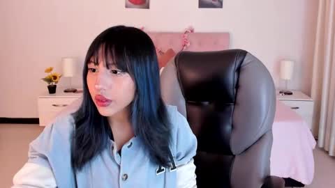 Kitty online show from 03/05/25, 05:07