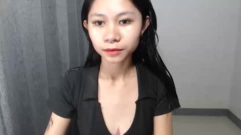 kitty_pie69 online show from 04/04/26, 10:02