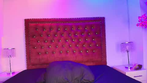 Snapshot of kitty_rouusse chatting on 10/19/25, 03:01 Kitty  online show from 10/19/25, 03:01