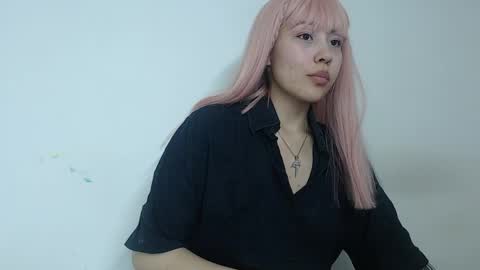 nina martinez online show from 05/20/26, 06:19