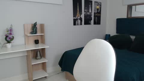 kitty online show from 02/11/26, 06:57