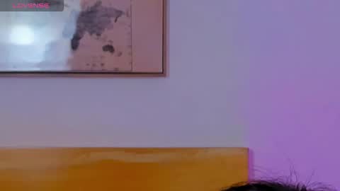 K I T T Y online show from 12/16/25, 12:32