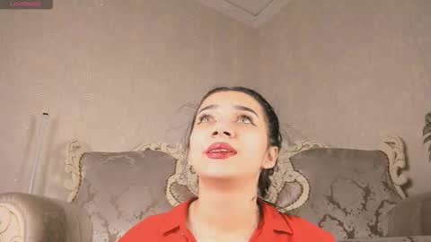 Mia online show from 12/16/25, 10:26