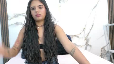   online show from 06/01/26, 08:43