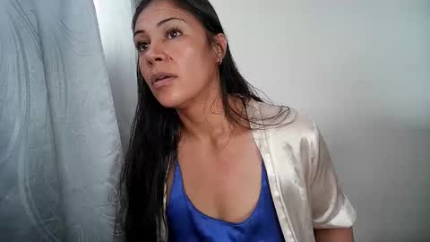 kittyholeshot87 online show from 11/14/25, 03:44