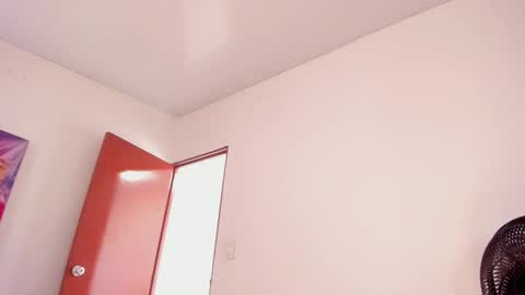 Sari bell online show from 12/19/24, 02:57