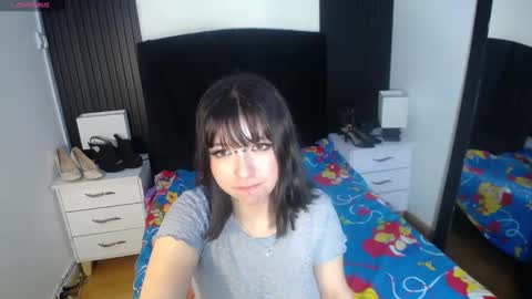 Snapshot of kittyhouse_hs chatting on 12/04/24, 06:00 kittyhouse_hs online show from 12/04/24, 06:00