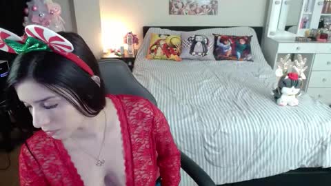 Isabel online show from 12/16/25, 02:38