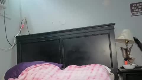 Snapshot of kittykat_1999 chatting on 02/26/26, 05:23 kittykat 1999 online show from 02/26/26, 05:23