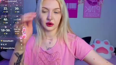 Snapshot of kittykendall chatting on 07/30/26, 06:18 kittykendall online show from 07/30/26, 06:18