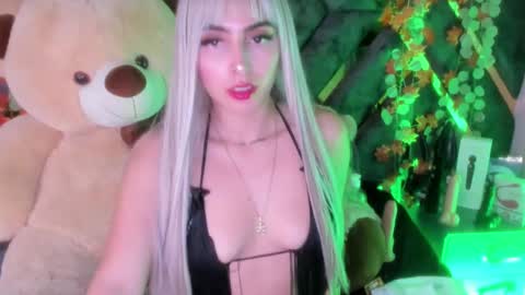 Snapshot of kittylovely__ chatting on 03/09/25, 03:54 kittylovely online show from 03/09/25, 03:54