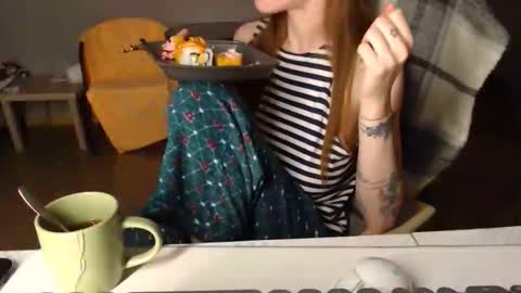 KittyloveMoon online show from 04/29/26, 08:15