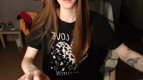 KittyloveMoon online show from 04/30/26, 08:37