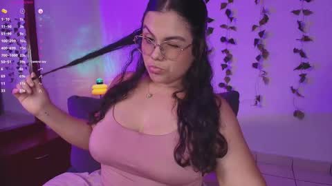 L          FOLLOW ME ON IG kittylu    online show from 09/30/25, 03:00