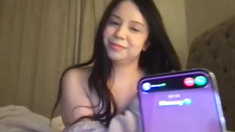 mia online show from 12/11/24, 04:49