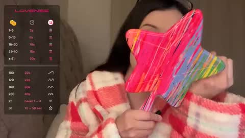 mia online show from 01/06/25, 08:46