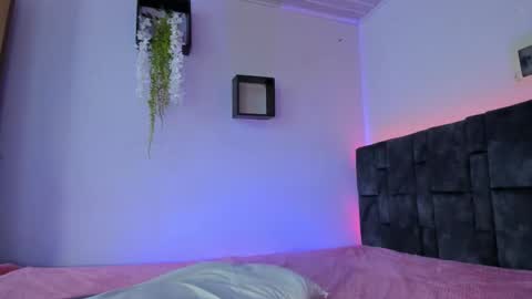 kitty  online show from 02/08/26, 03:04