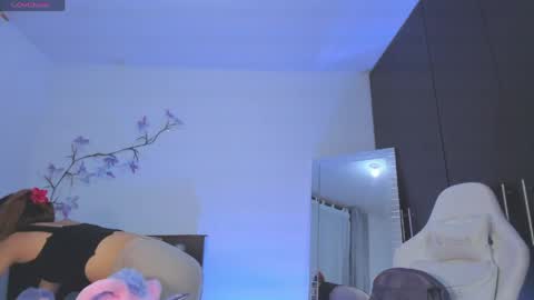 Snapshot of kittyrush_ chatting on 05/08/26, 11:32 kitty online show from 05/08/26, 11:32