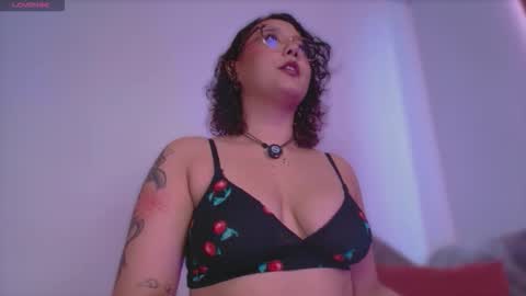 Sophie online show from 04/14/26, 05:41