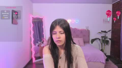 Snapshot of kittystart_tay chatting on 01/03/25, 07:07 Kitty online show from 01/03/25, 07:07