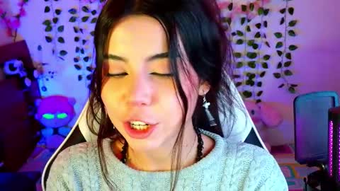 Kittyuwu  online show from 11/21/25, 07:45