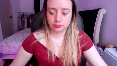 kittywantslove23 online show from 10/10/25, 08:41