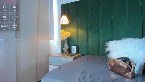 K I T T Y Y  online show from 09/17/25, 04:19