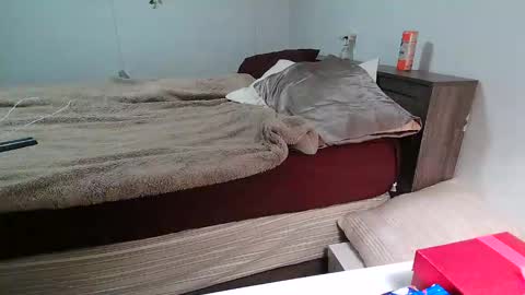 Kittyymaze online show from 12/22/25, 01:08