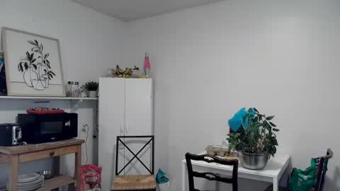 Snapshot of kittyymaze chatting on 06/18/26, 12:53 Kittyymaze online show from 06/18/26, 12:53