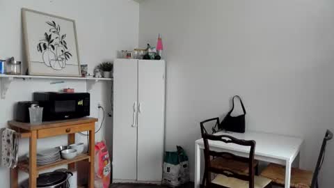 Snapshot of kittyymaze chatting on 06/25/26, 01:26 Kittyymaze online show from 06/25/26, 01:26