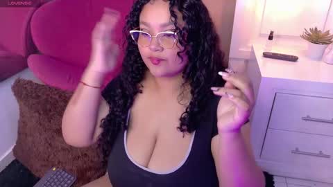 Kitty Hill online show from 03/02/26, 07:15