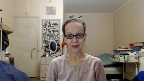 KiuminBerry online show from 12/22/24, 08:03