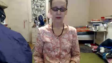 KiuminBerry online show from 12/27/24, 09:39