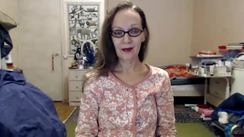 KiuminBerry online show from 12/28/24, 06:40