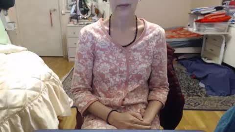 KiuminBerry online show from 10/25/25, 09:50