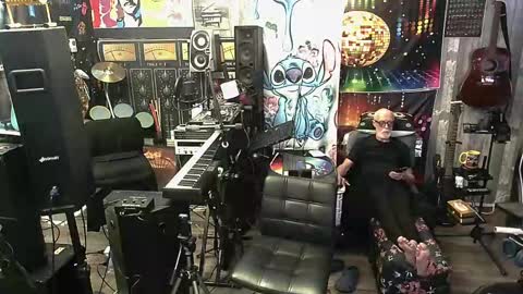 kiveuxmakeu online show from 11/09/25, 03:05