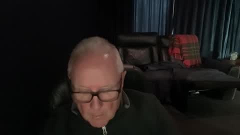 kiwi240759 online show from 04/24/26, 02:14