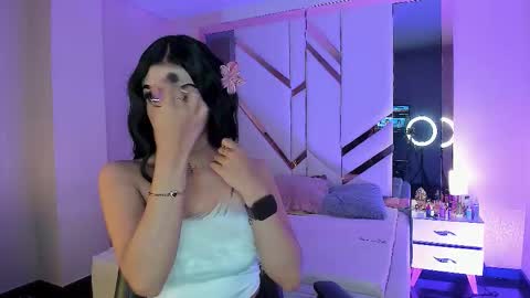 Kiwi online show from 11/28/25, 10:29