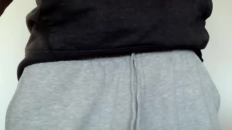 kiwibulge123 online show from 04/30/26, 09:30