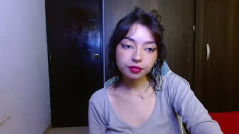 Snapshot of kiyusweetcrazy chatting on 06/15/26, 02:25 kiyu online show from 06/15/26, 02:25