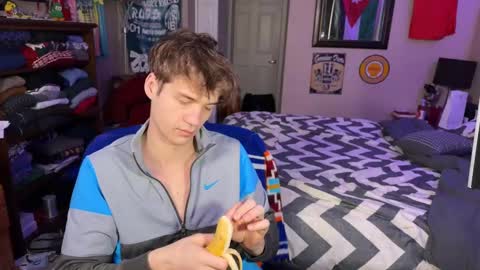 Kyle online show from 02/21/25, 01:44