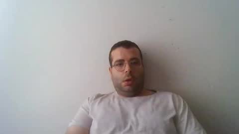 kkadam1 online show from 09/26/25, 04:27