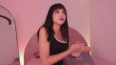 Snapshot of kkira_doll chatting on 05/16/26, 11:53 Kkira online show from 05/16/26, 11:53