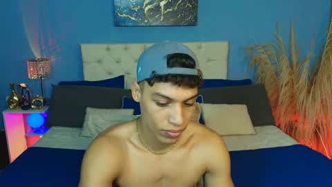 klaton__ online show from 11/11/25, 12:54