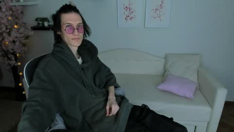 Snapshot of klaude_jam chatting on 04/09/26, 10:42 Klaude Jam online show from 04/09/26, 10:42