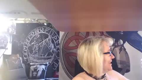 Michelle online show from 03/03/25, 12:37