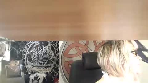 Michelle online show from 09/21/25, 04:03